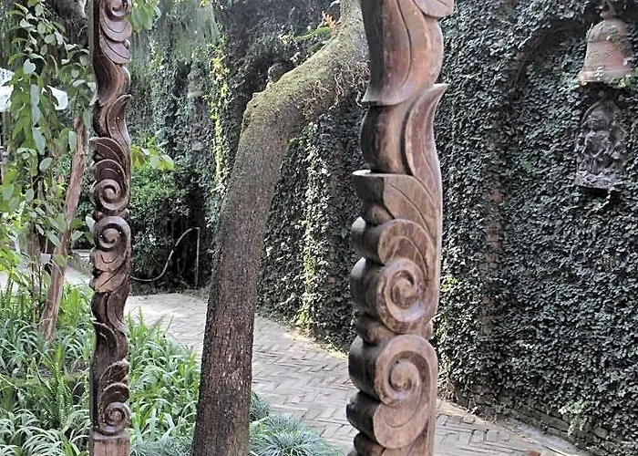 Vajra 2* Kathmandu